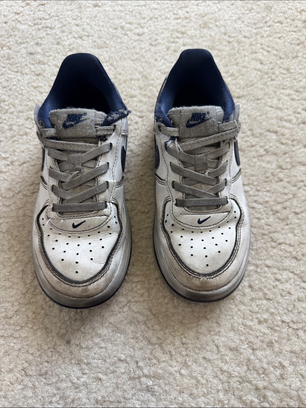 Nike Kids White and Navy Low-Top Sneakers - 12.5